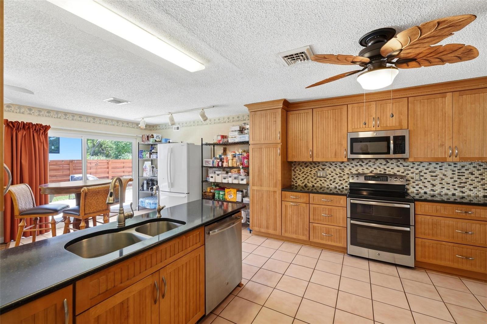 541 MORNINGSIDE RD