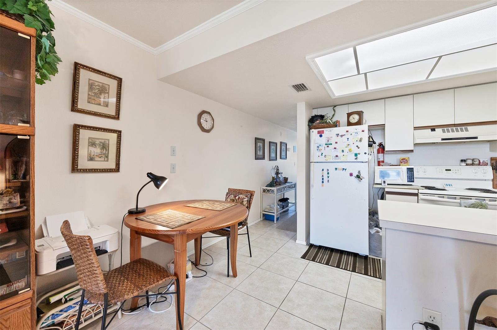 4410 WARREN AVE #306