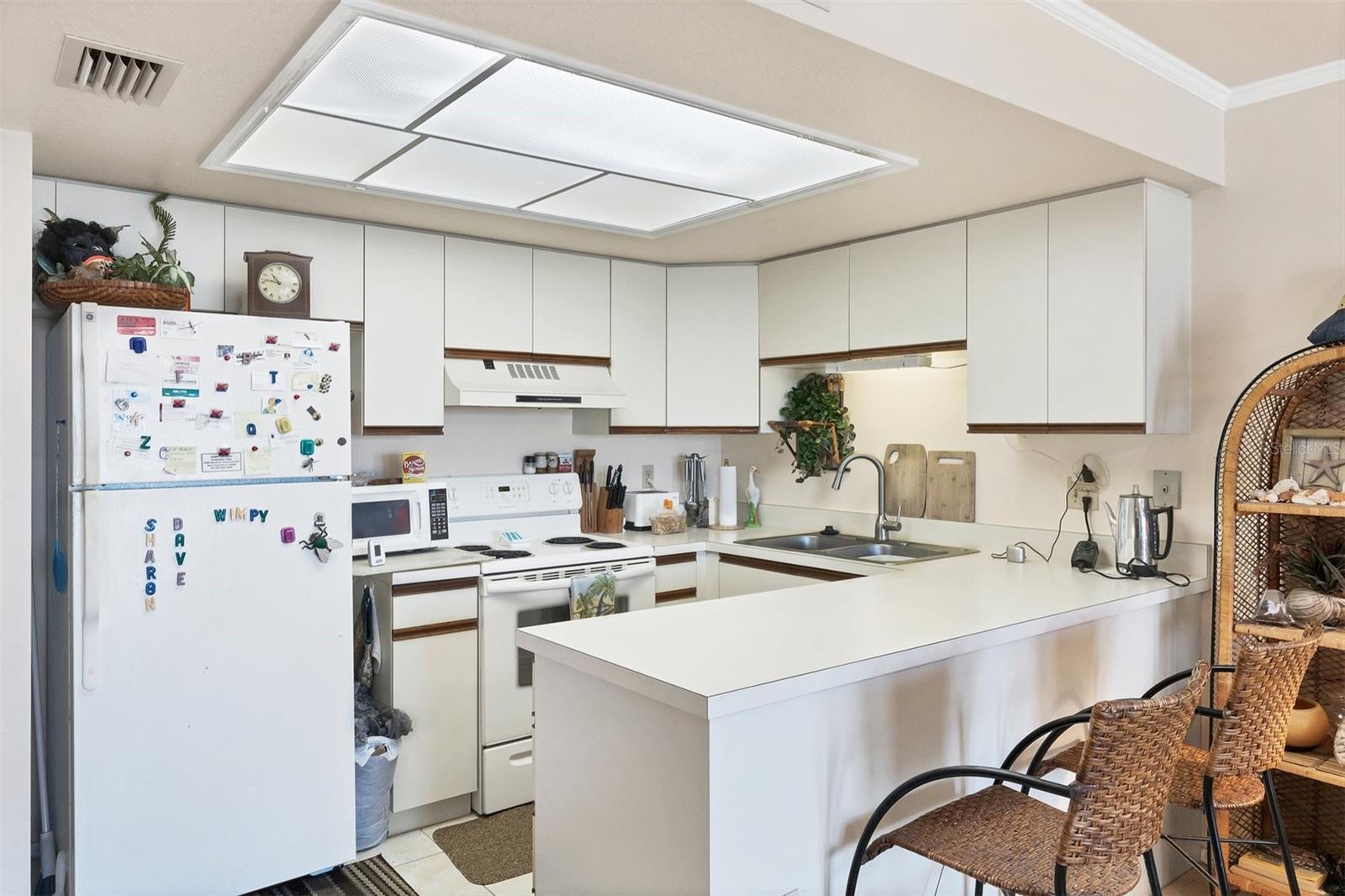 4410 WARREN AVE #306