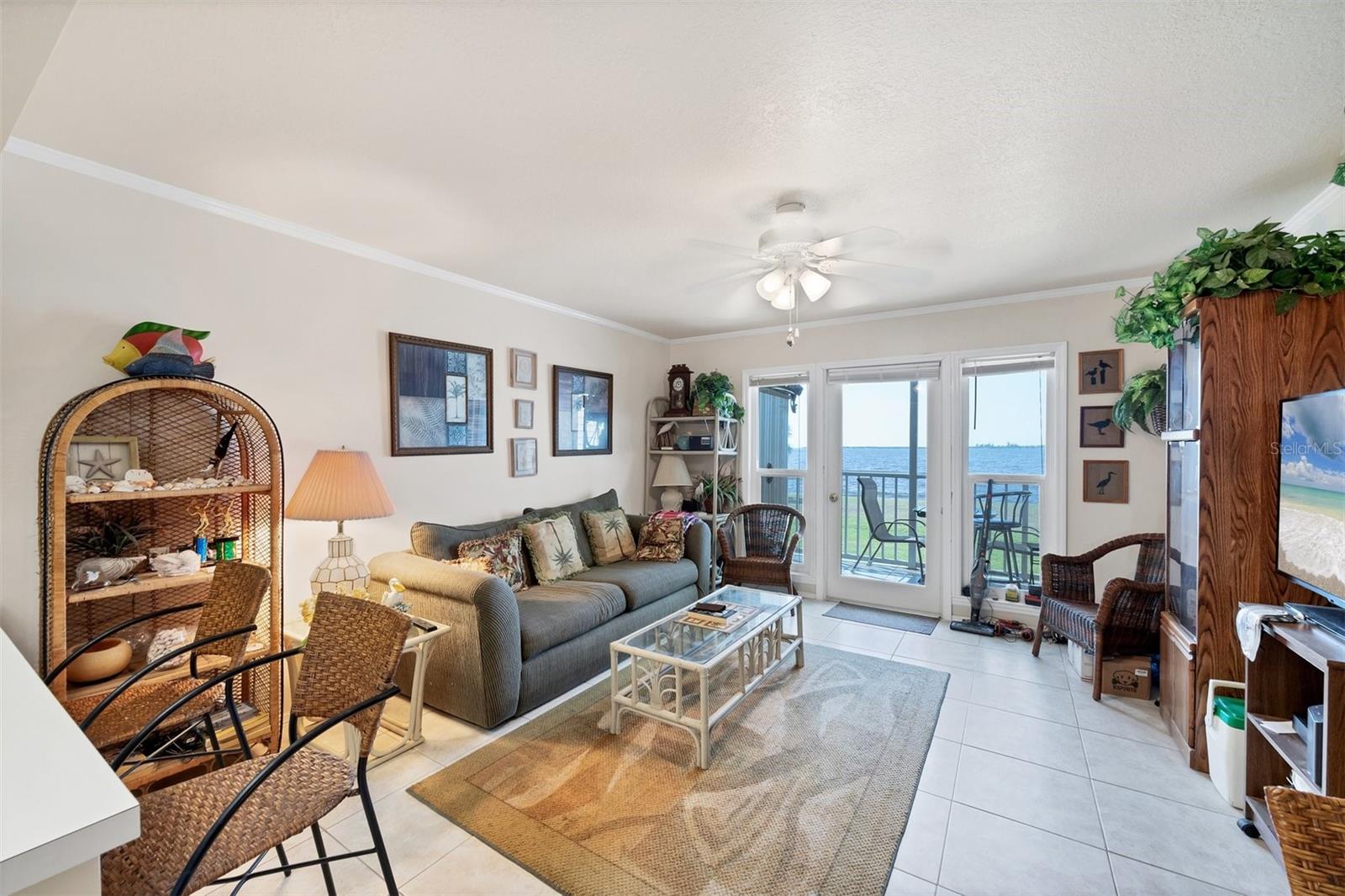 4410 WARREN AVE #306