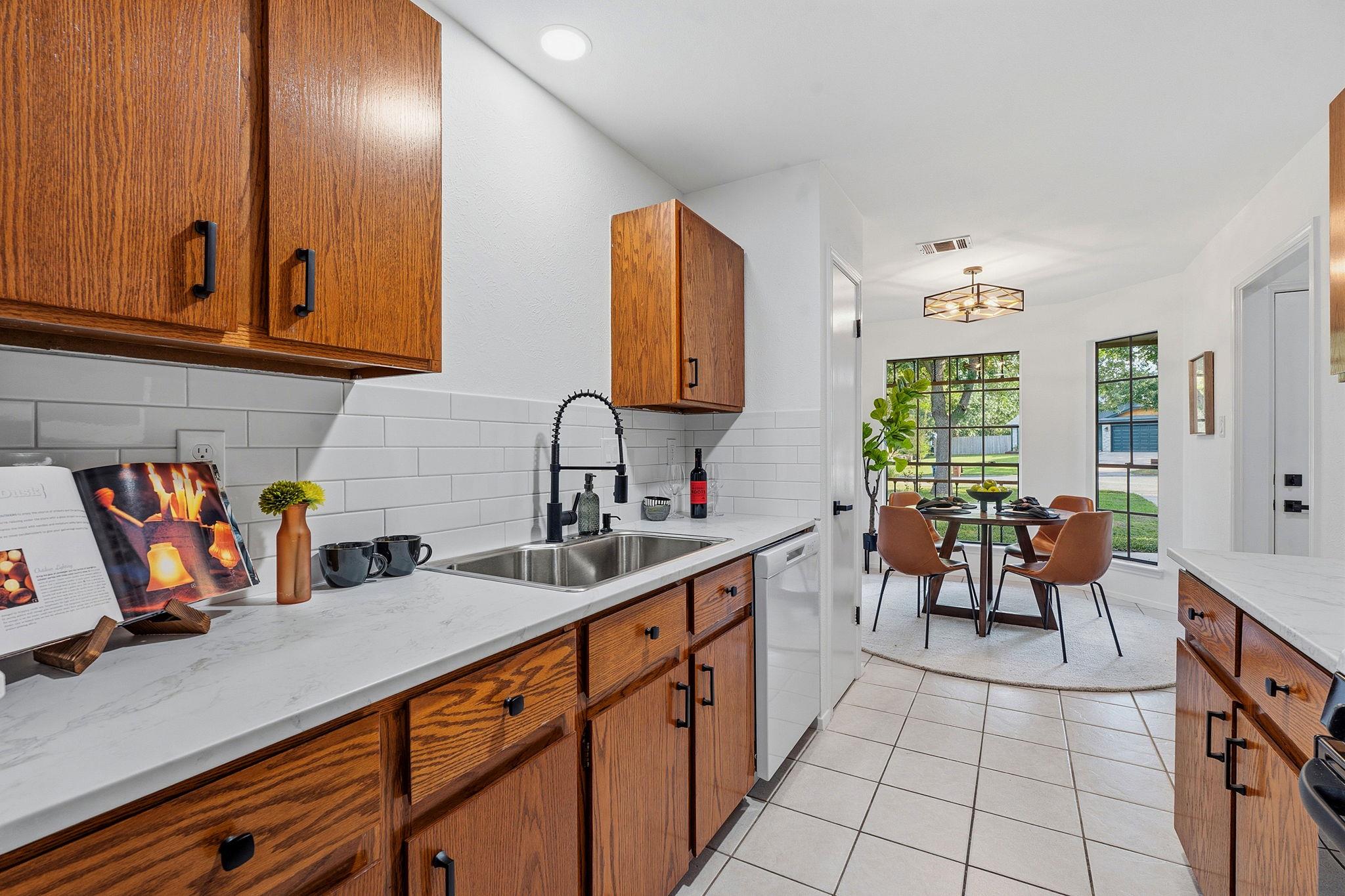 2702 Calabash CV