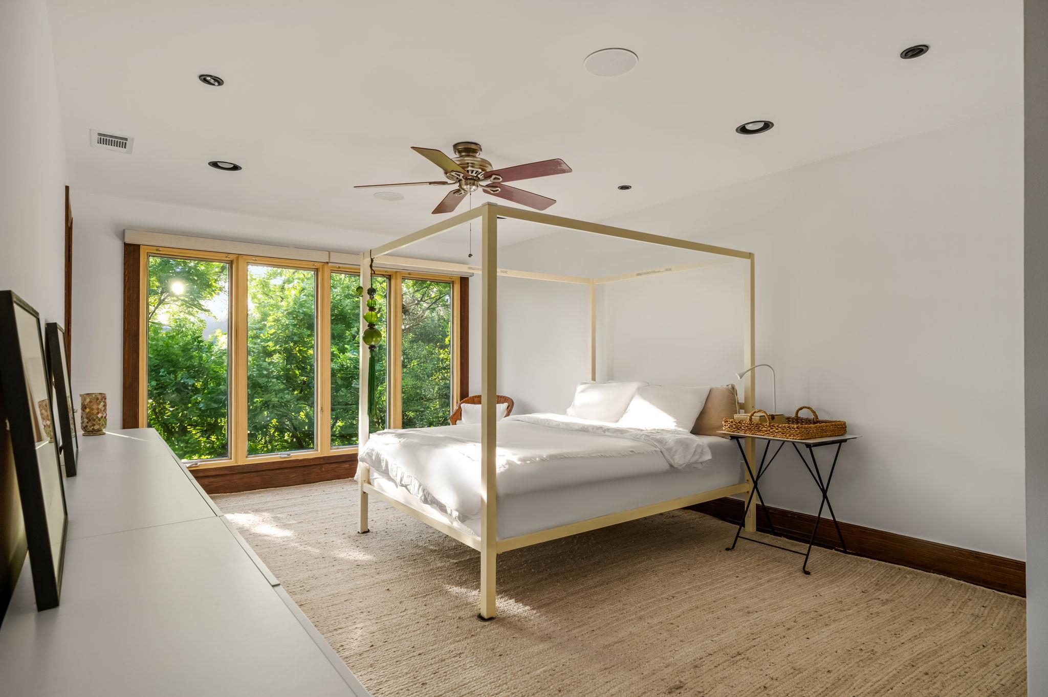 1111 W 12th ST # 107