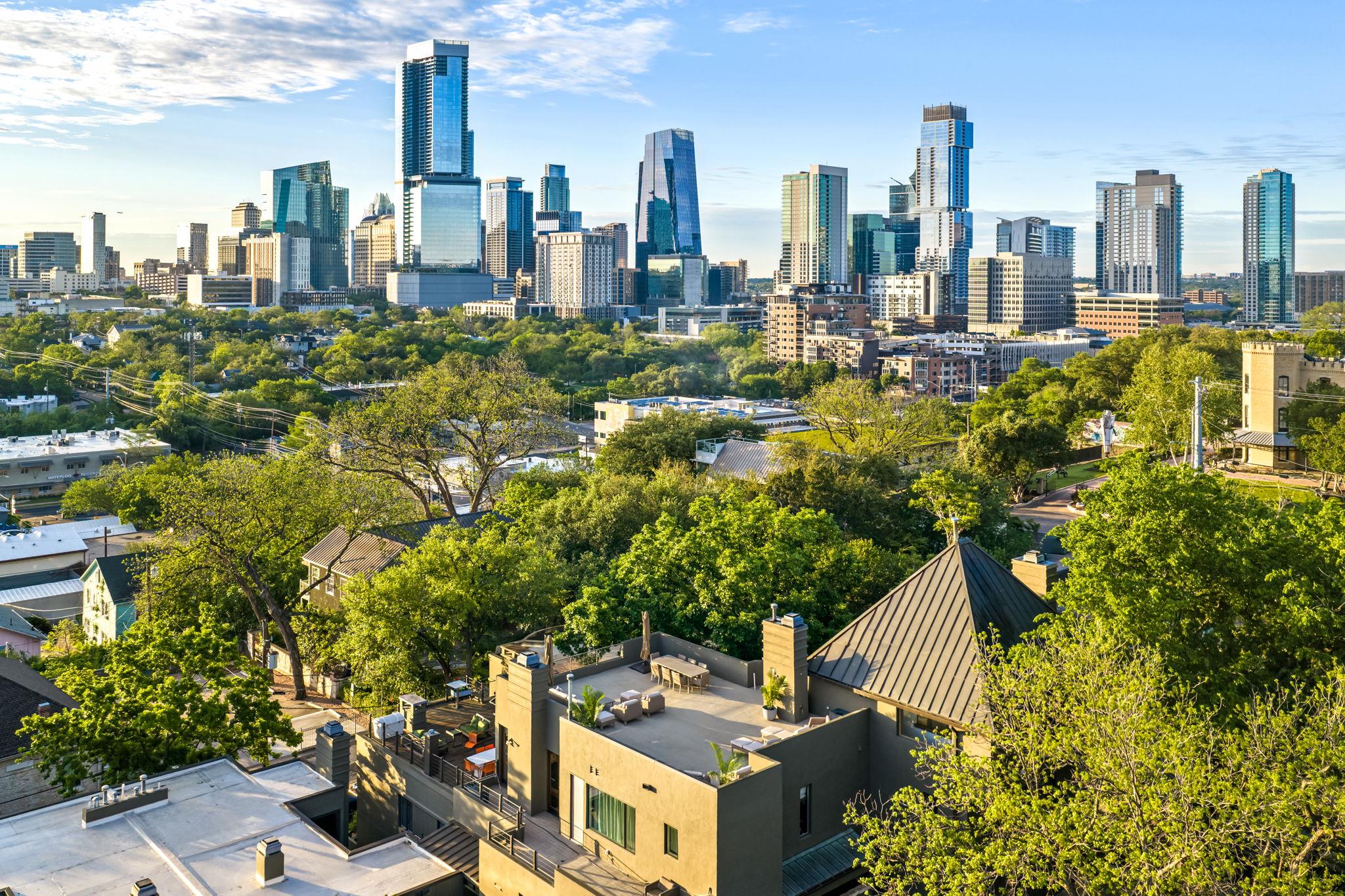 1111 W 12th ST # 107