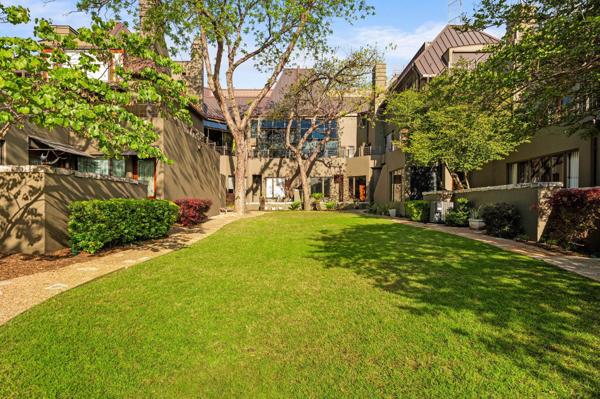 1111 W 12th ST # 107