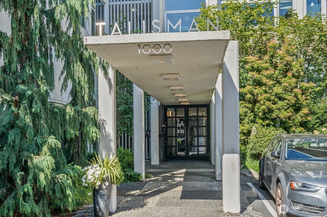 1000 Union Street Unit: 106