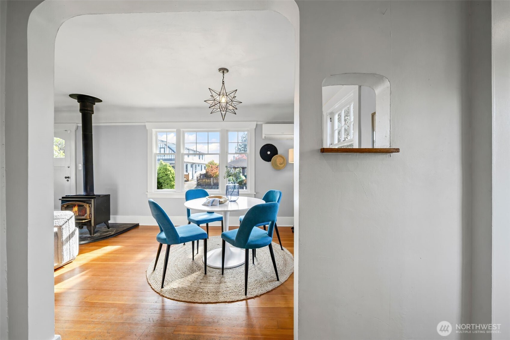 4602 S Chicago Street