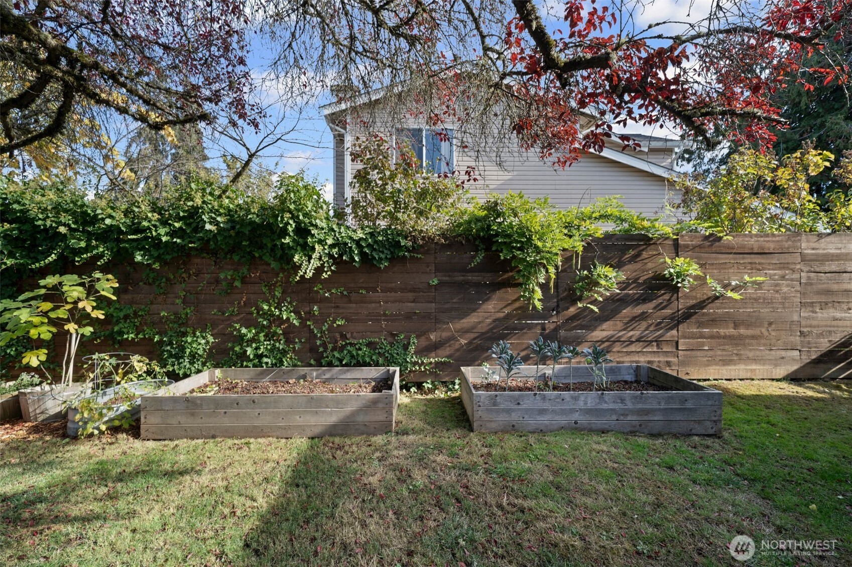 4602 S Chicago Street