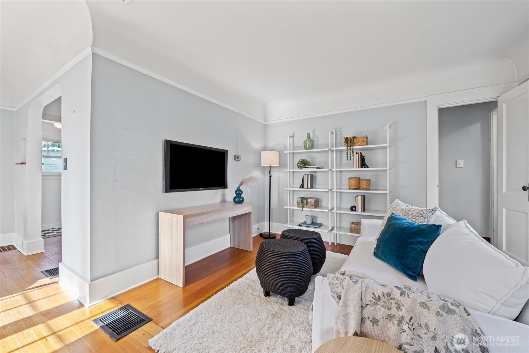 4602 S Chicago Street