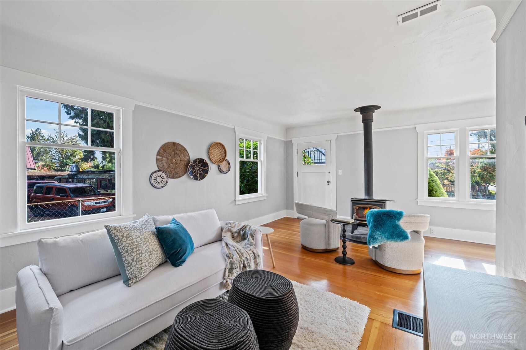 4602 S Chicago Street