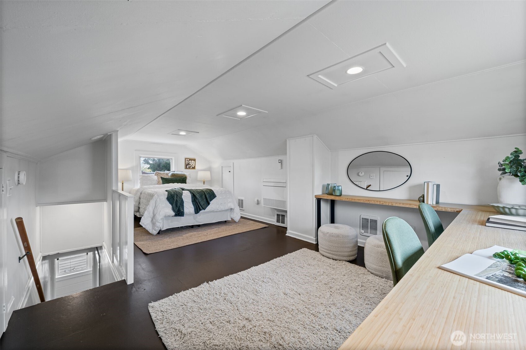 4602 S Chicago Street