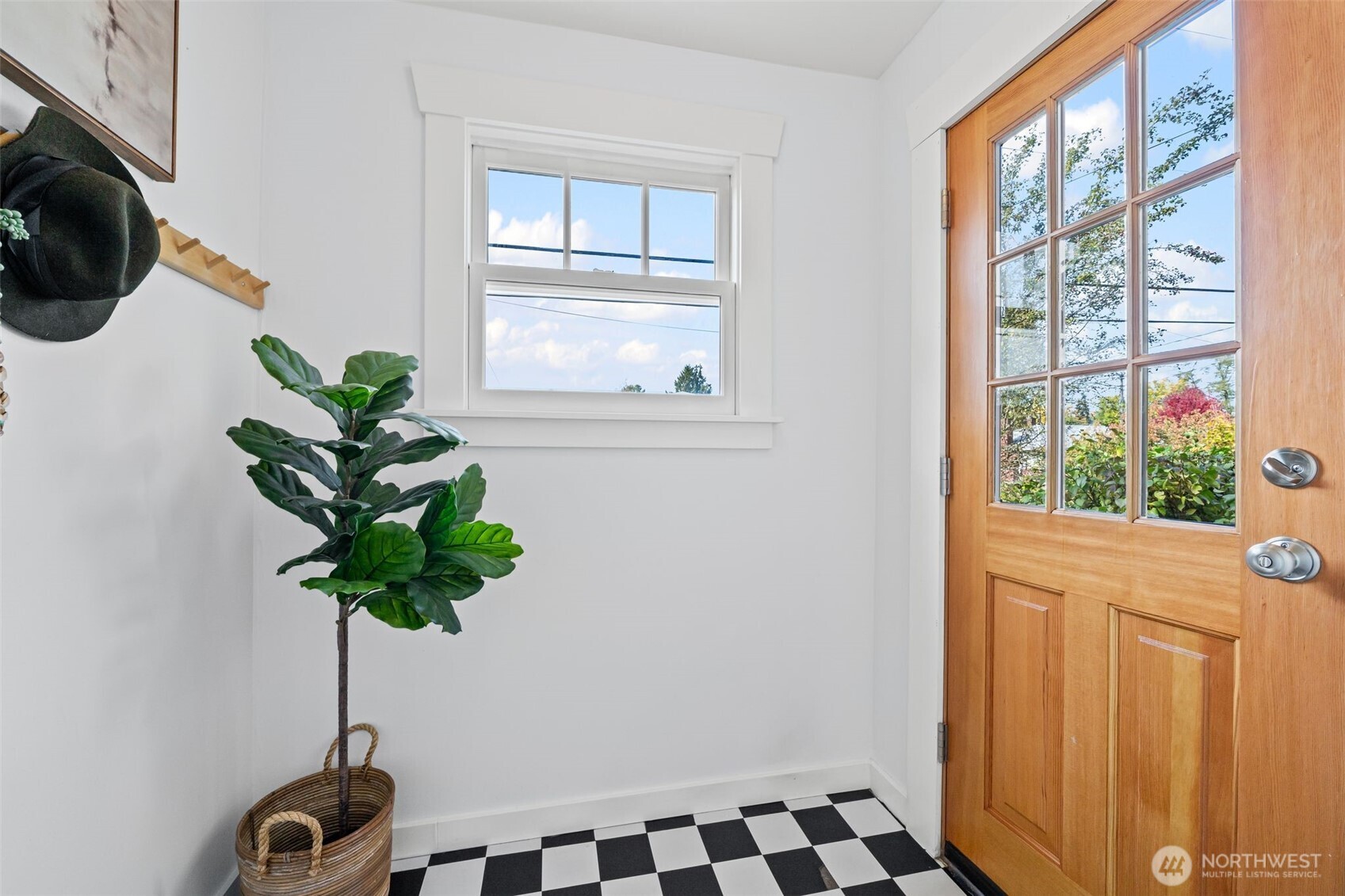 4602 S Chicago Street