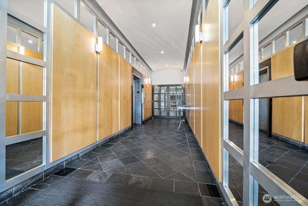 1000 Union Street Unit: 106