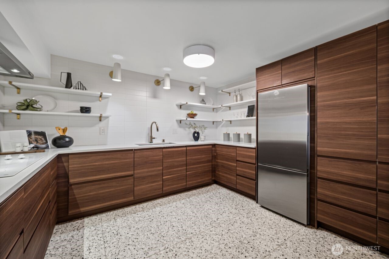 1000 Union Street Unit: 106