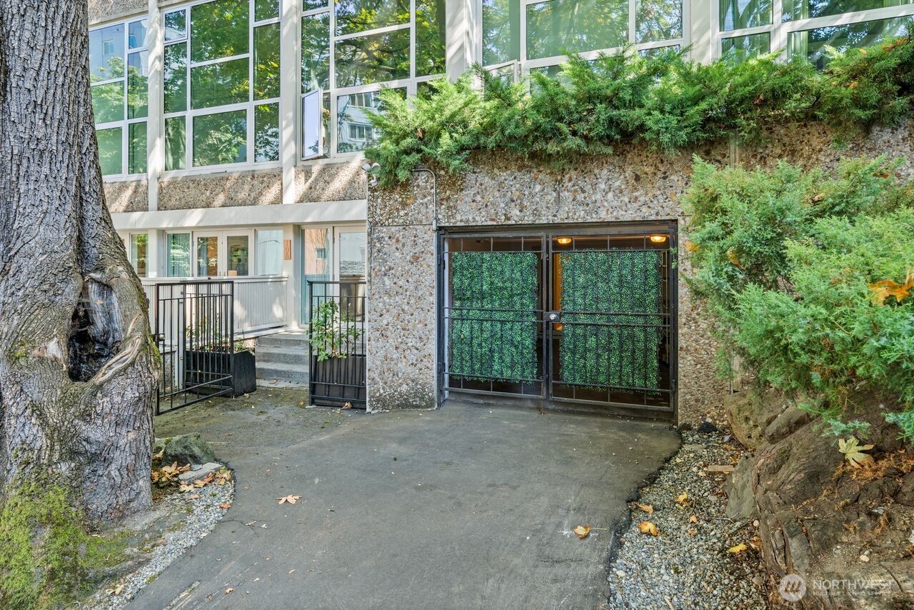 1000 Union Street Unit: 106