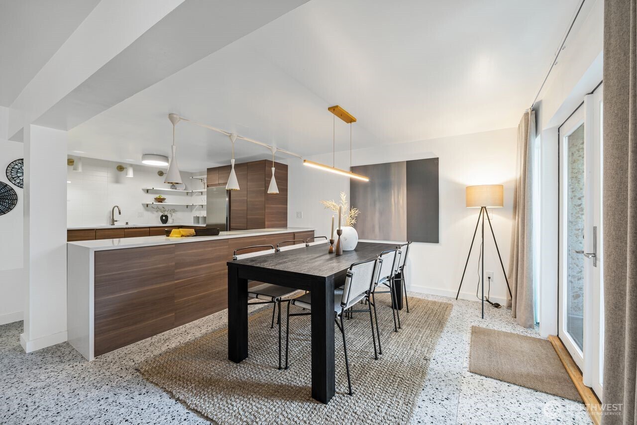 1000 Union Street Unit: 106