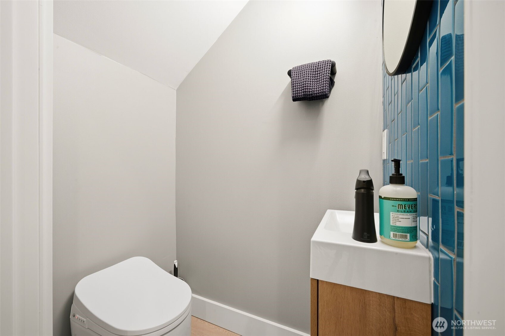 615 E Pike Street Unit: 402