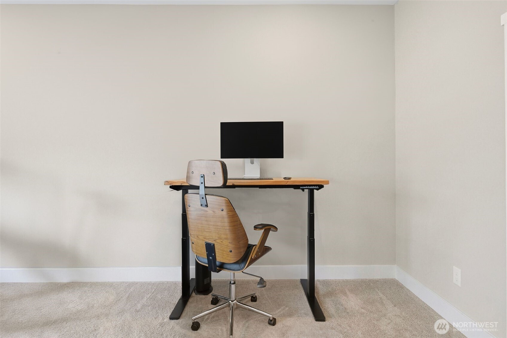 615 E Pike Street Unit: 402