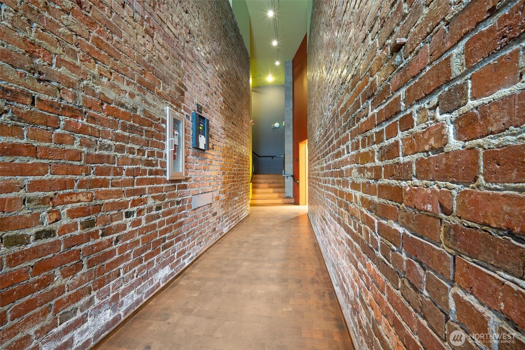 615 E Pike Street Unit: 402