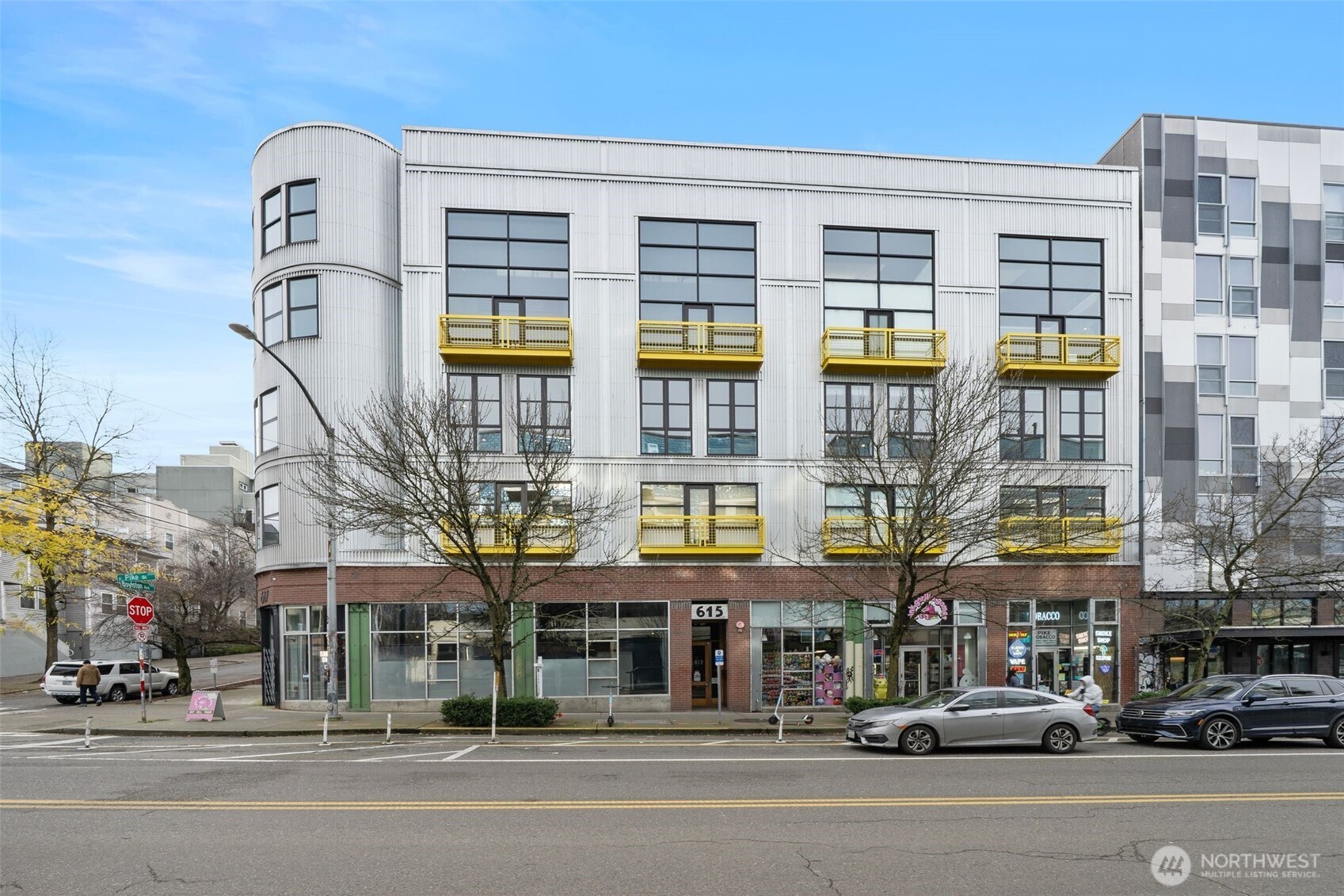 615 E Pike Street Unit: 402