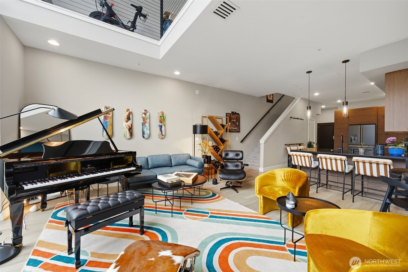 615 E Pike Street Unit: 402