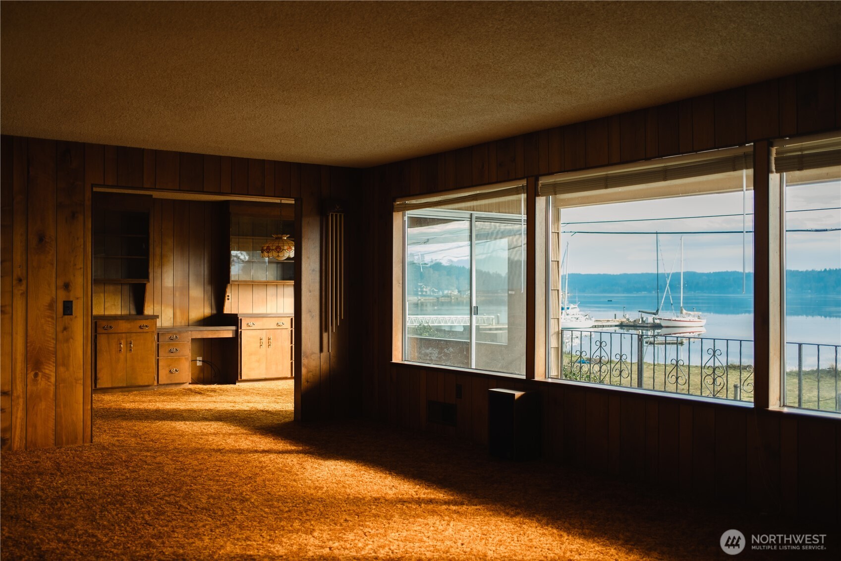 4710 NE North Shore Road