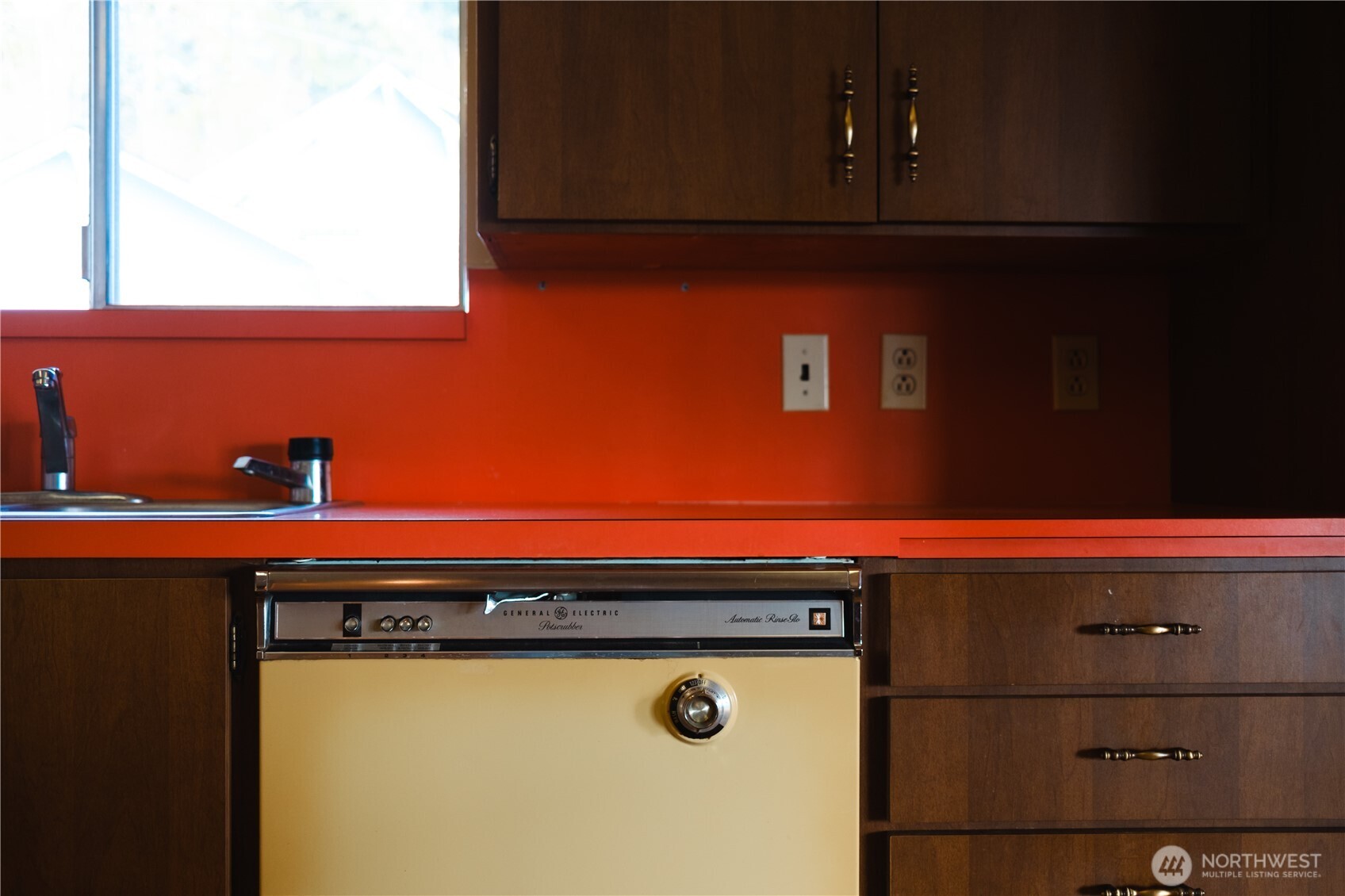 4710 NE North Shore Road