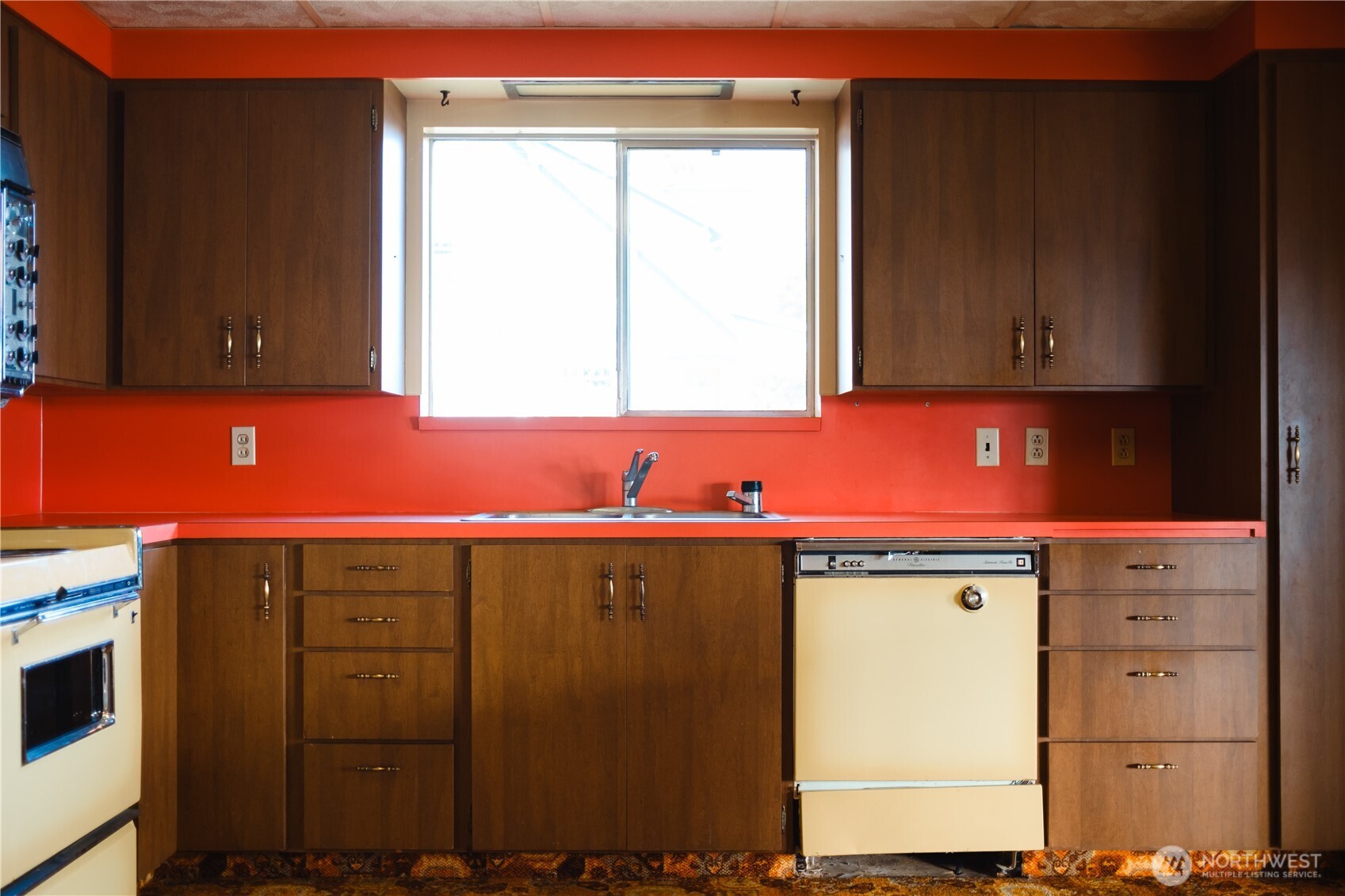 4710 NE North Shore Road