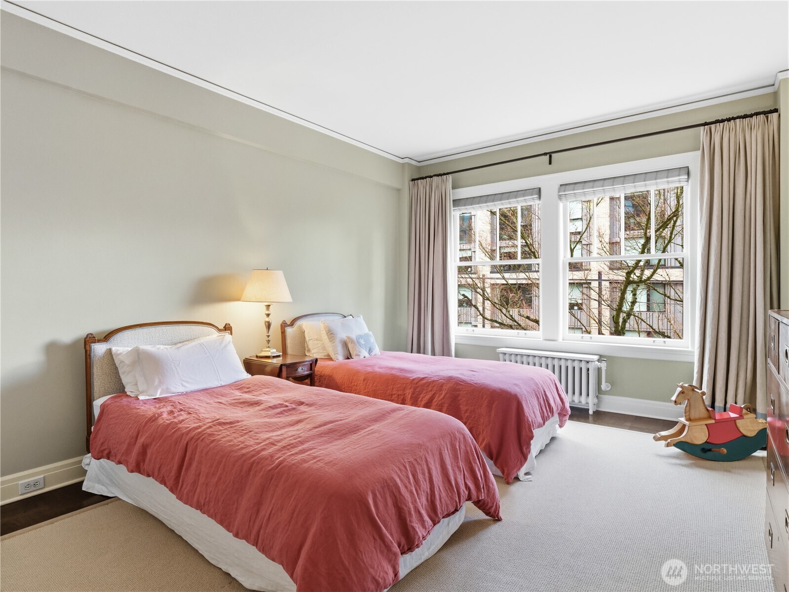 1223 Spring Street Unit: 300