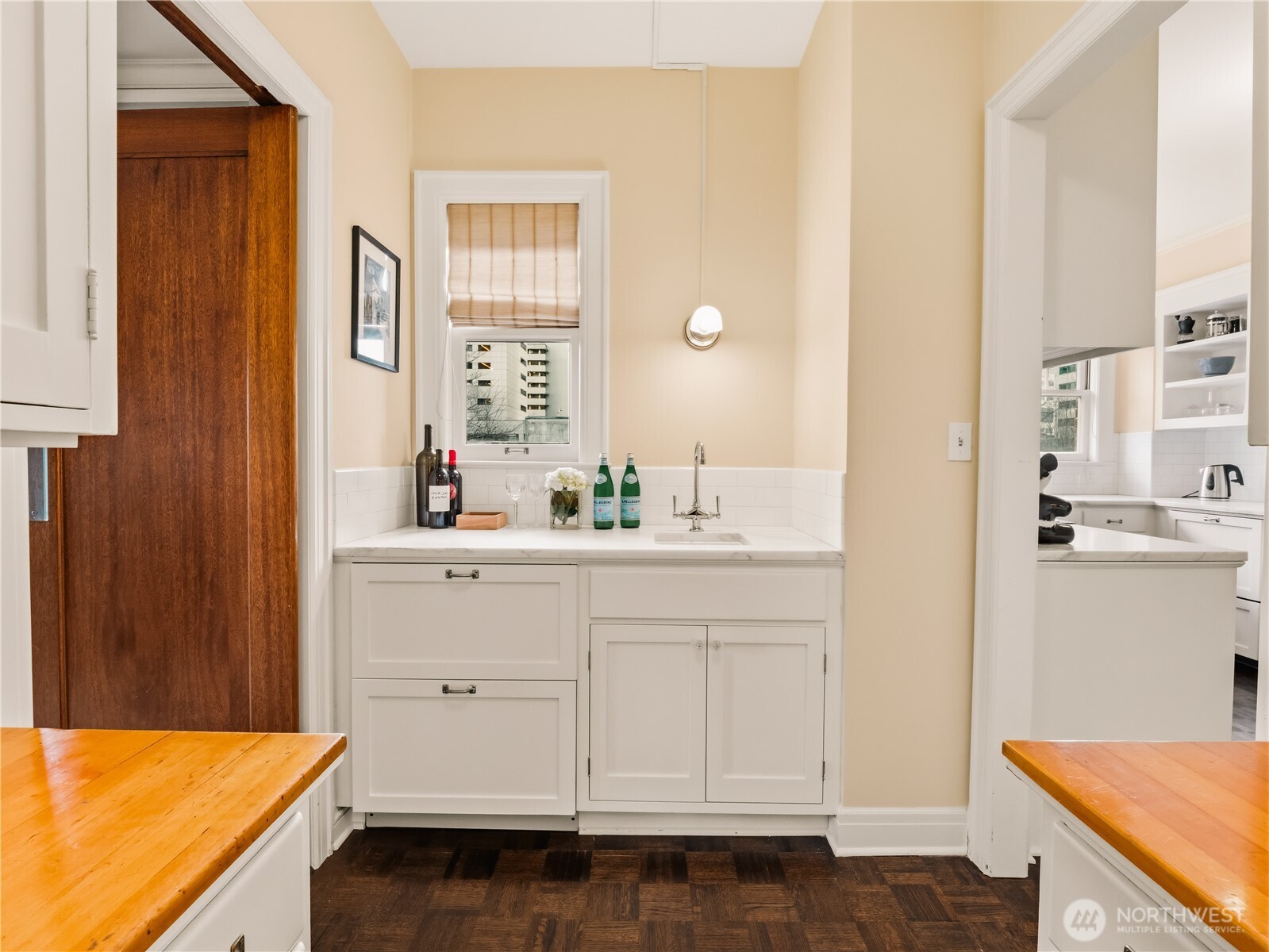 1223 Spring Street Unit: 300