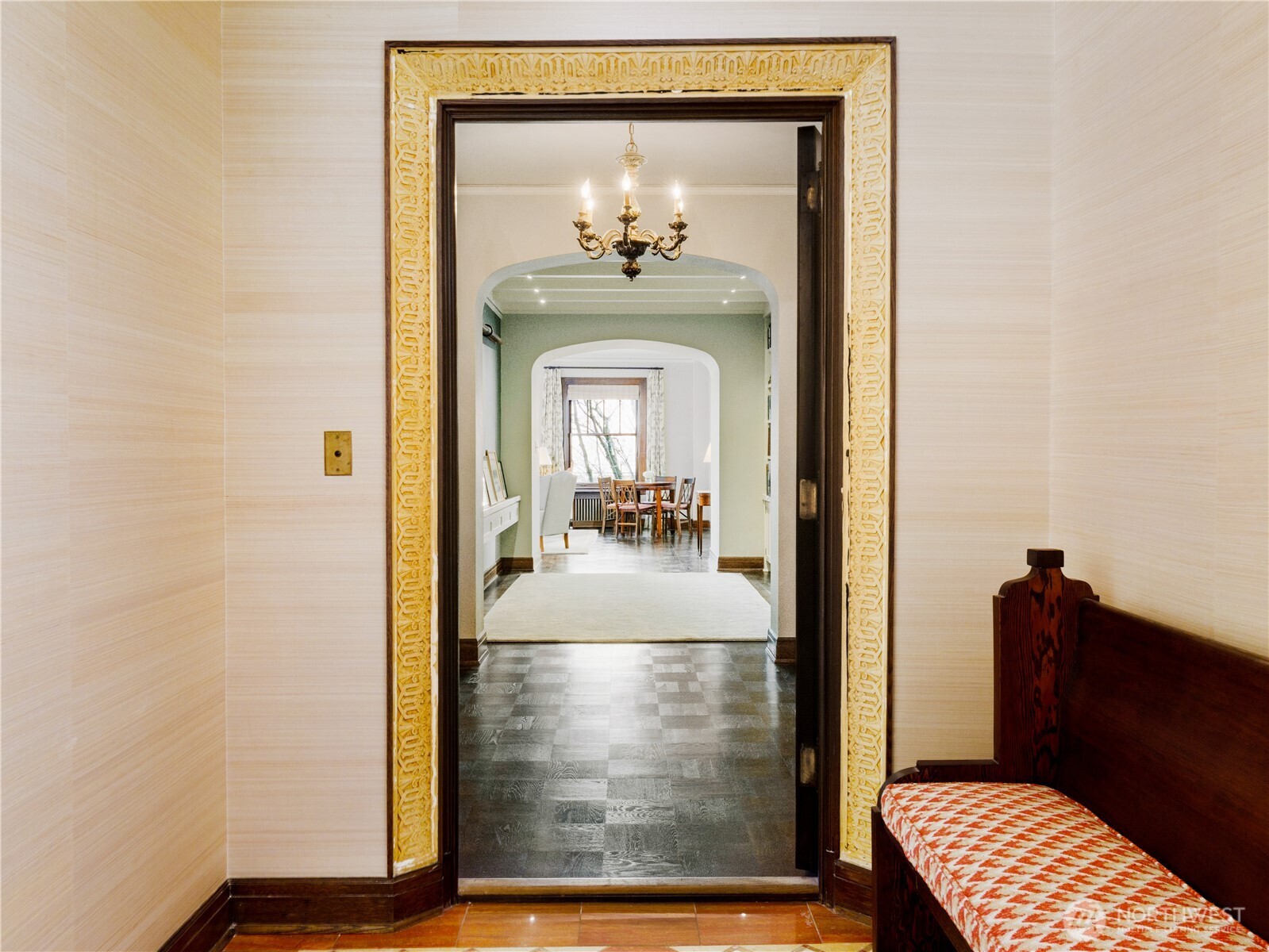 1223 Spring Street Unit: 300