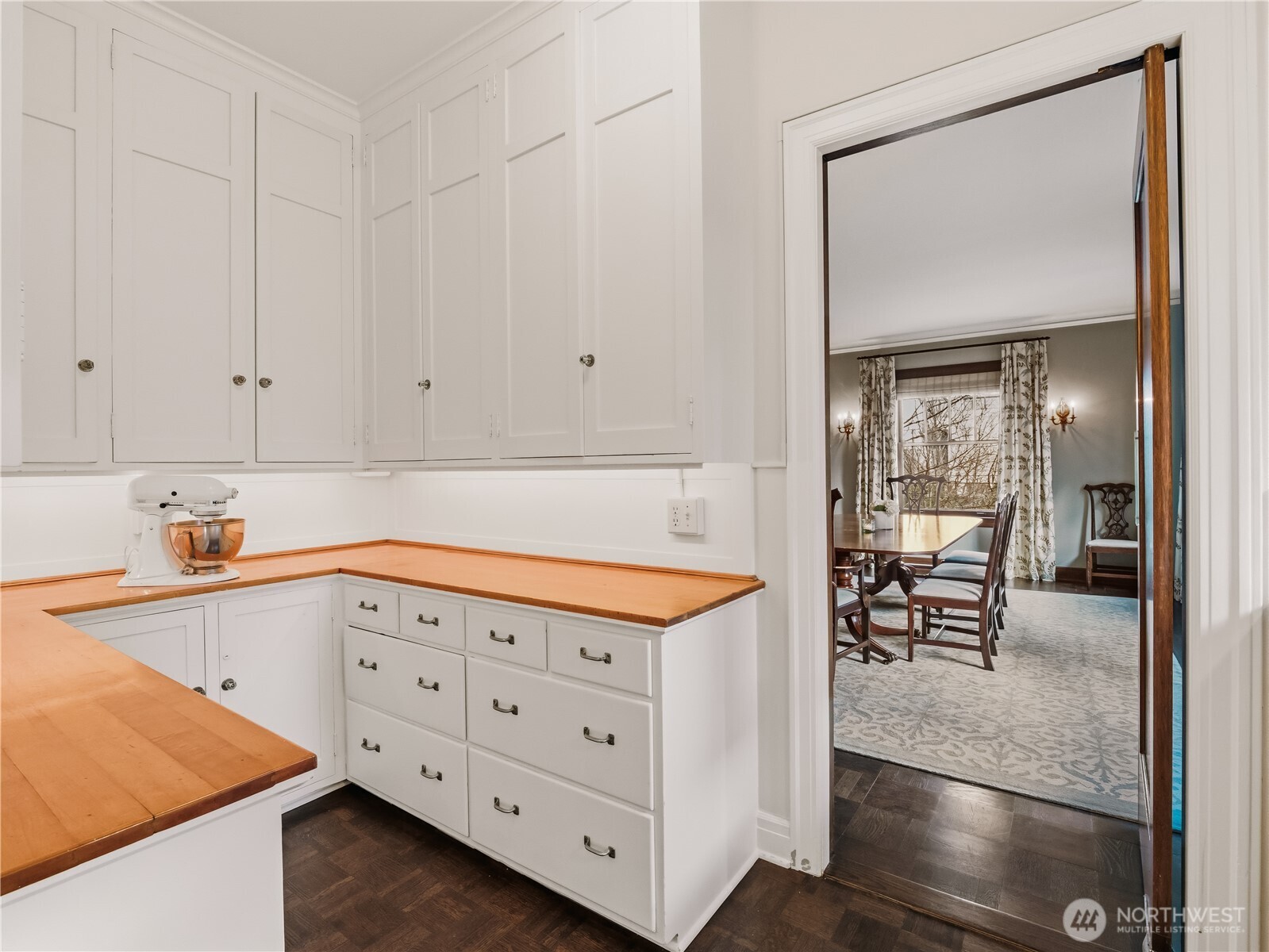 1223 Spring Street Unit: 300