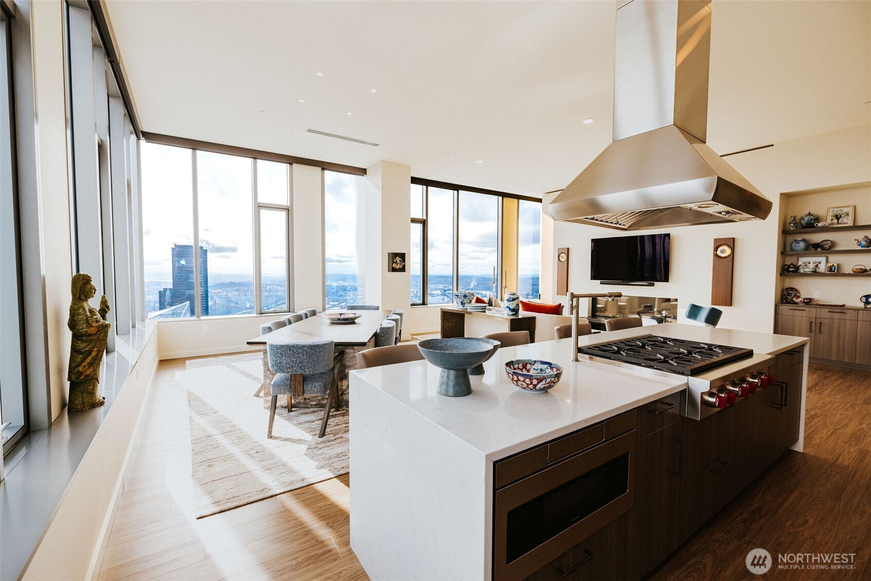 1340 4th Avenue Unit: 5803