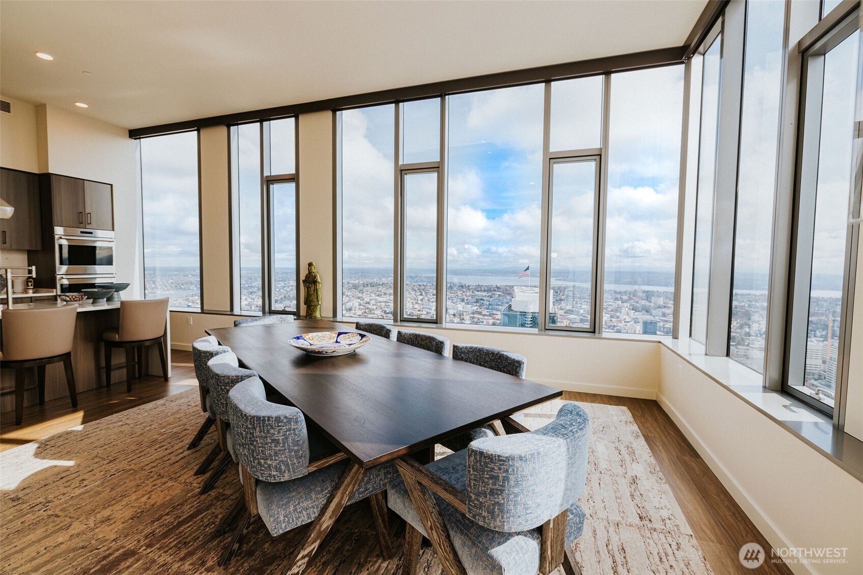 1340 4th Avenue Unit: 5803