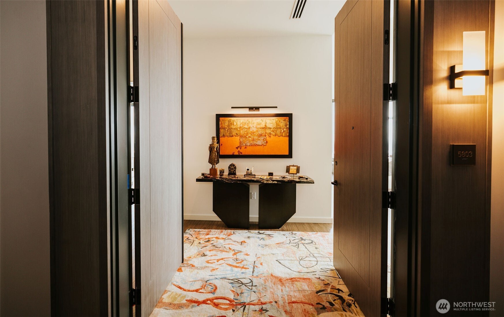 1340 4th Avenue Unit: 5803