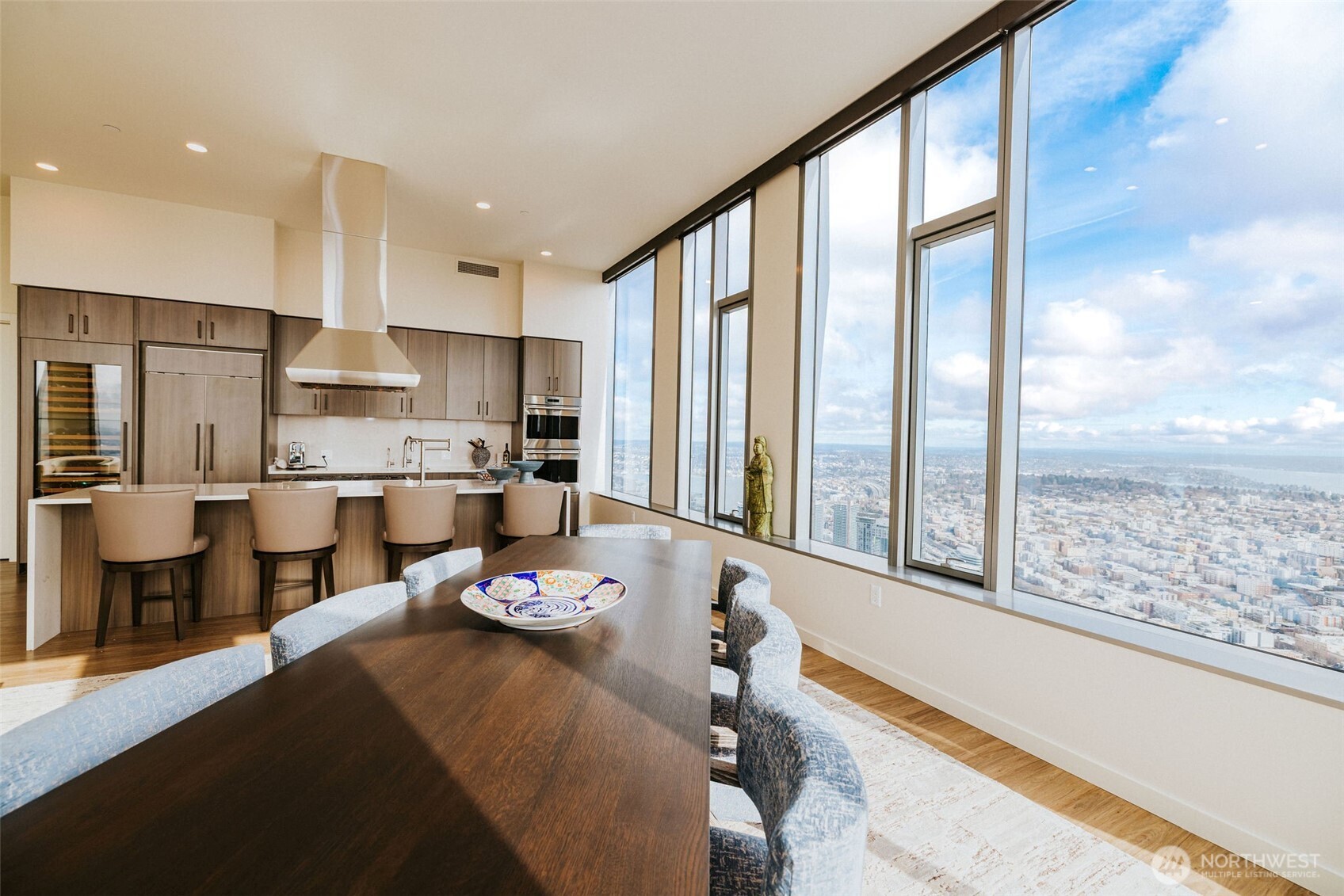 1340 4th Avenue Unit: 5803