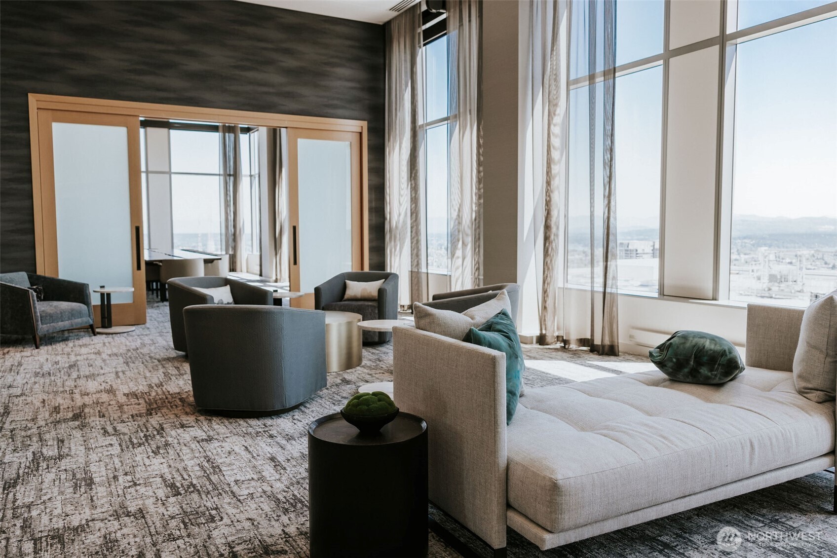 1340 4th Avenue Unit: 5706