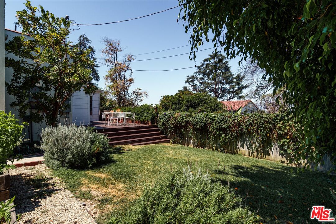 1410 Stanford Dr