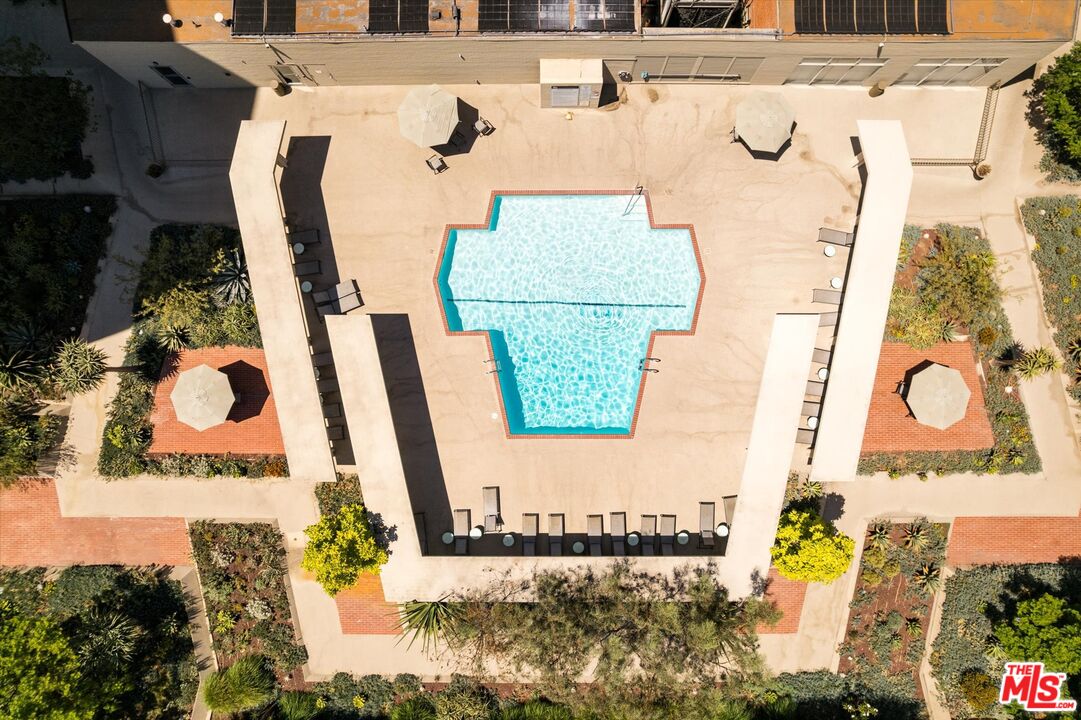 4455 Los Feliz Blvd Unit: 106