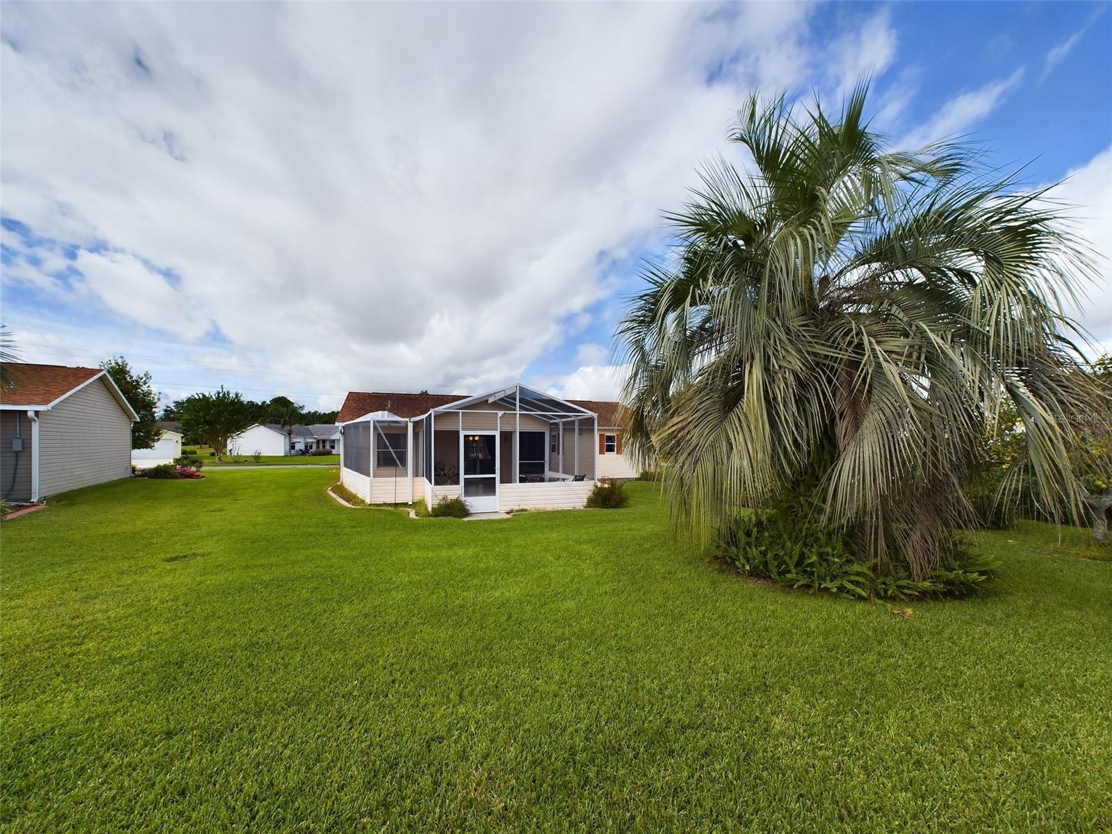 825 CAMINO DEL REY DR