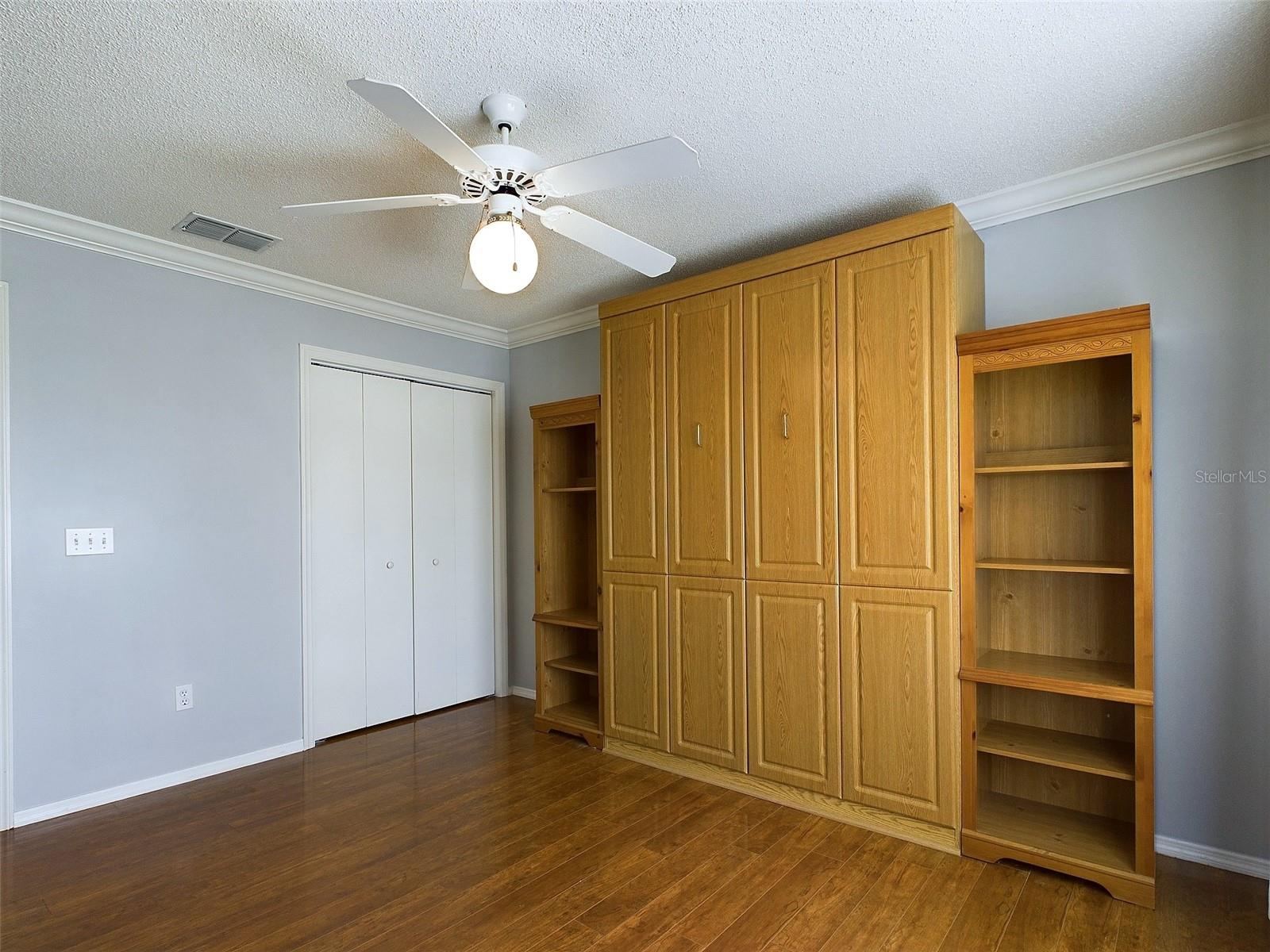 825 CAMINO DEL REY DR