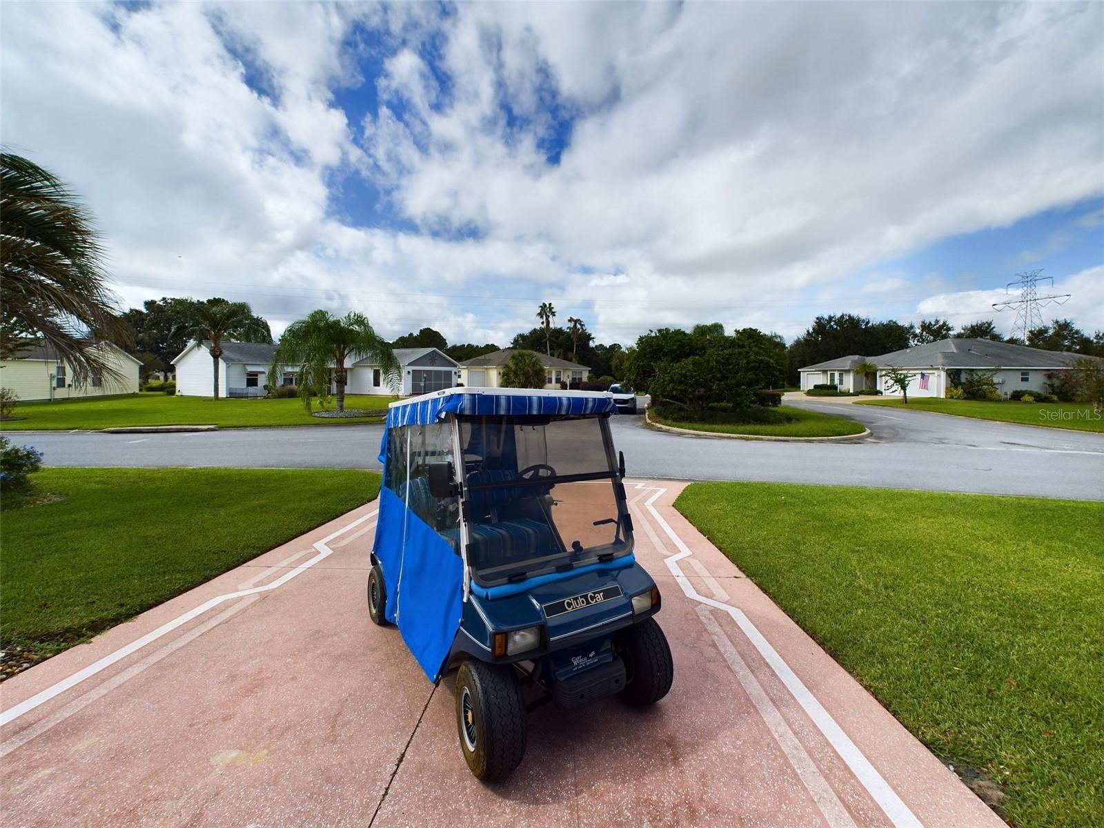 825 CAMINO DEL REY DR