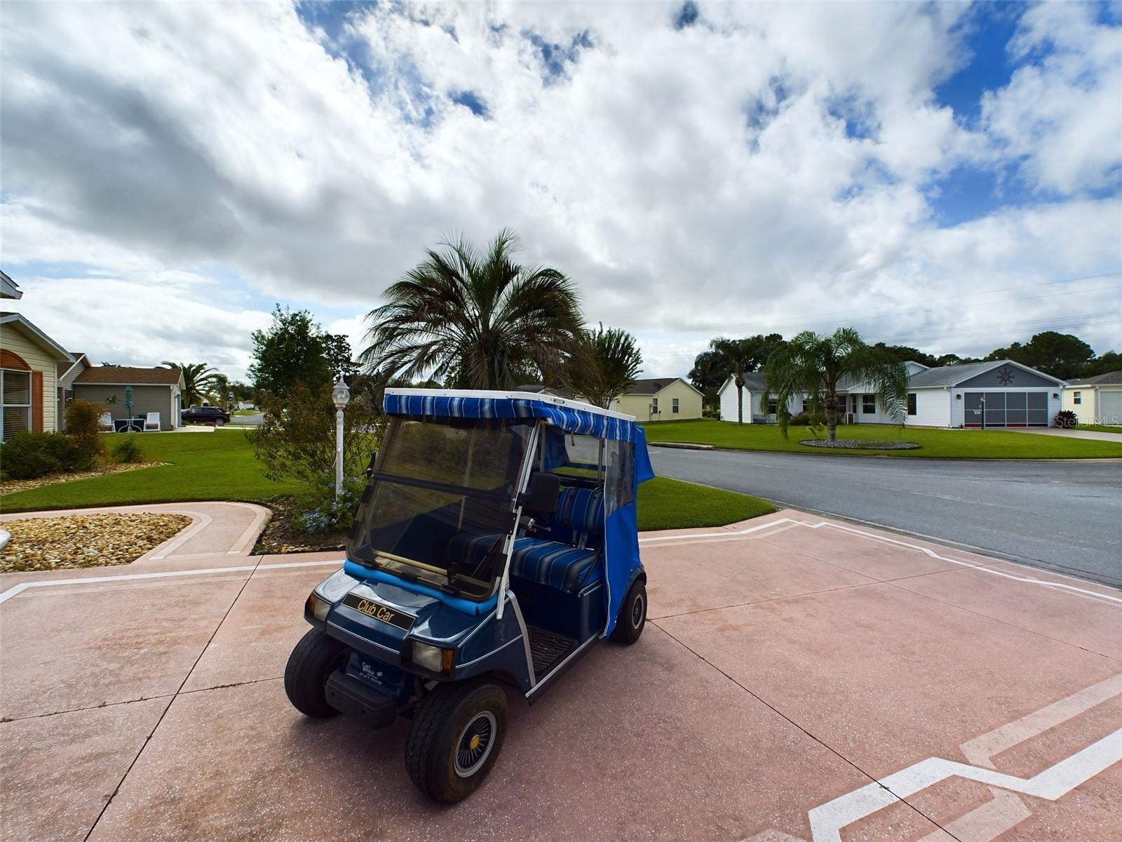 825 CAMINO DEL REY DR