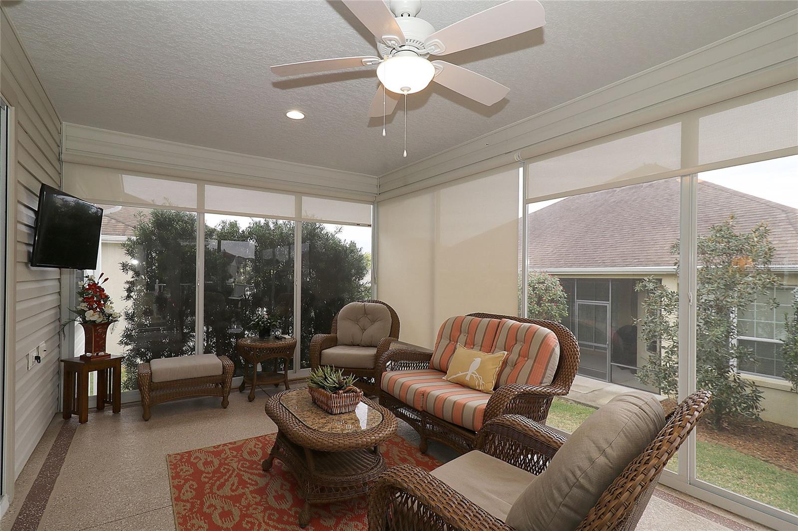 1189 HOMELAND PARK ST