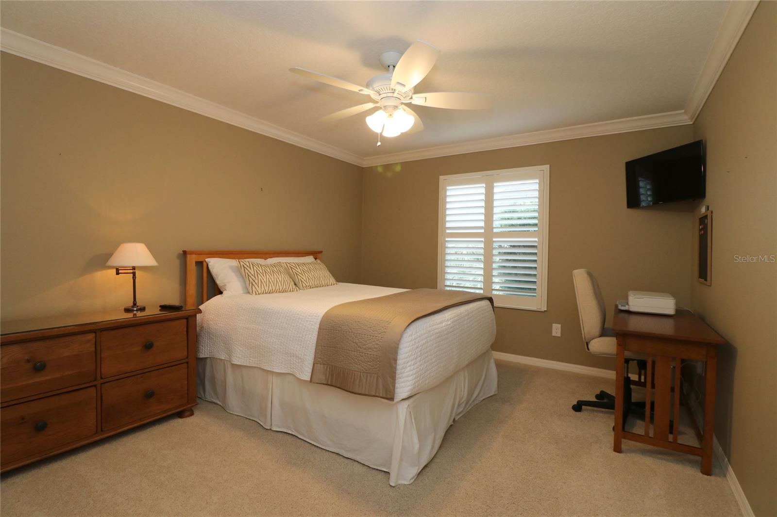 1189 HOMELAND PARK ST