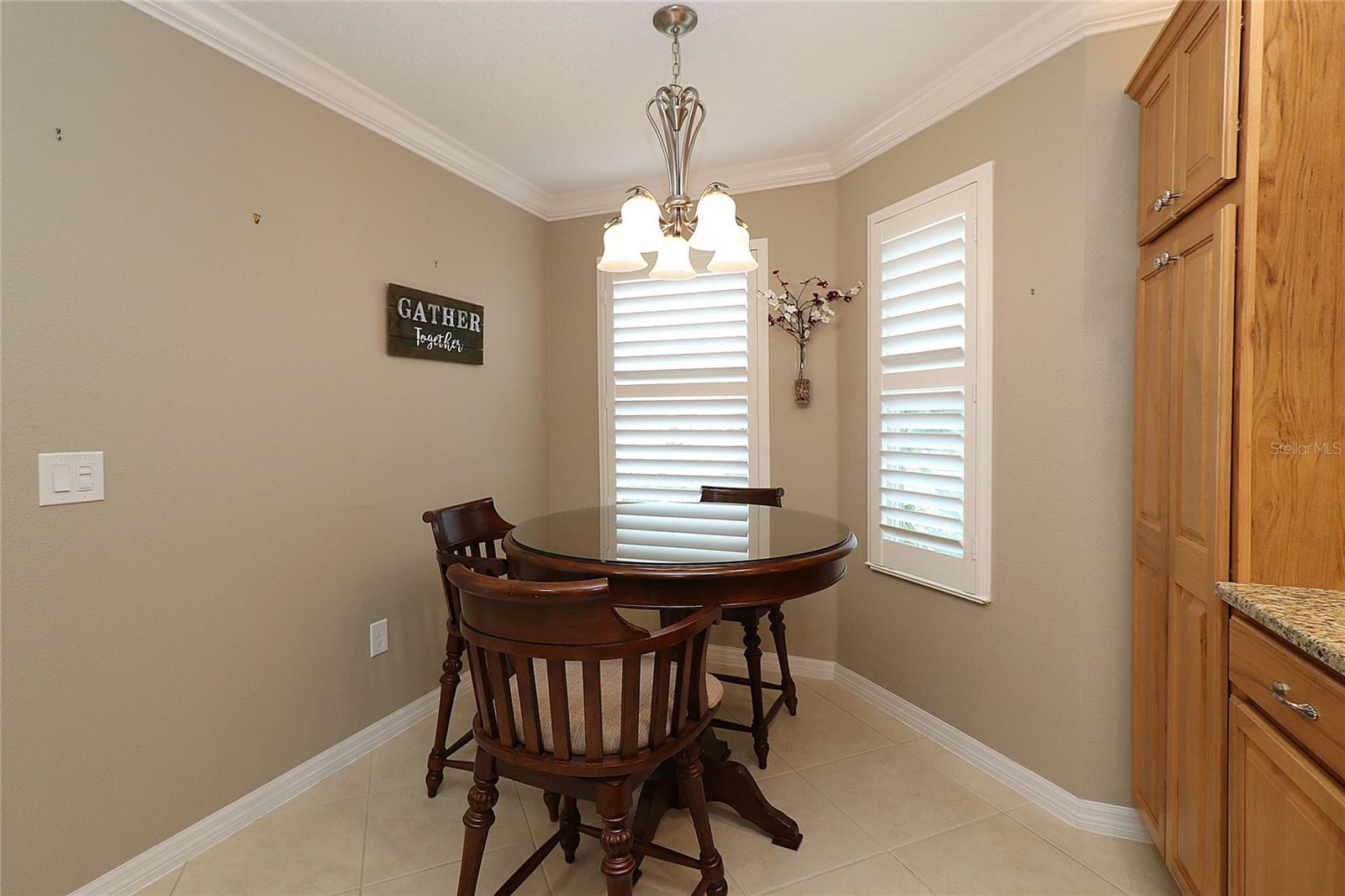 1189 HOMELAND PARK ST