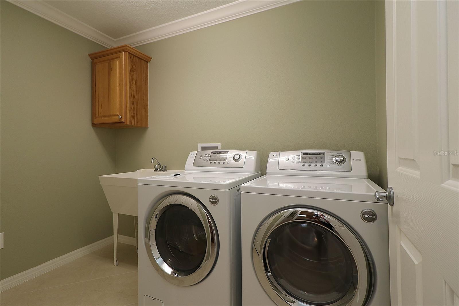 1189 HOMELAND PARK ST