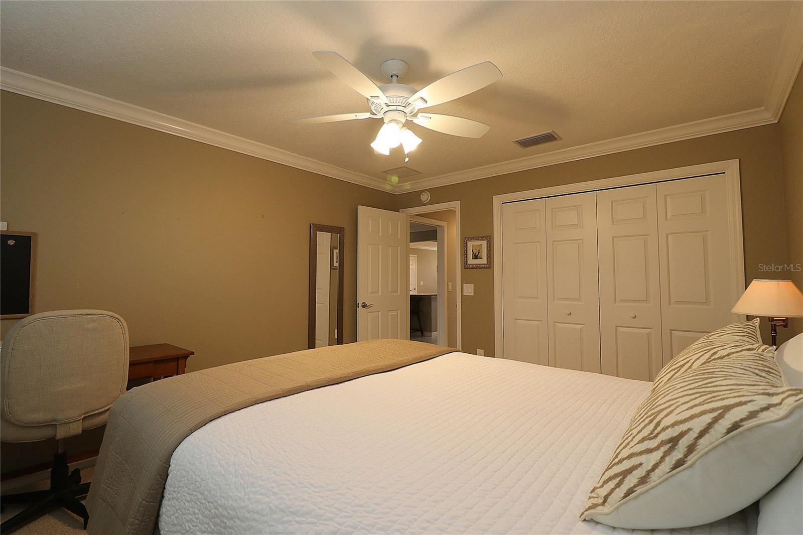 1189 HOMELAND PARK ST