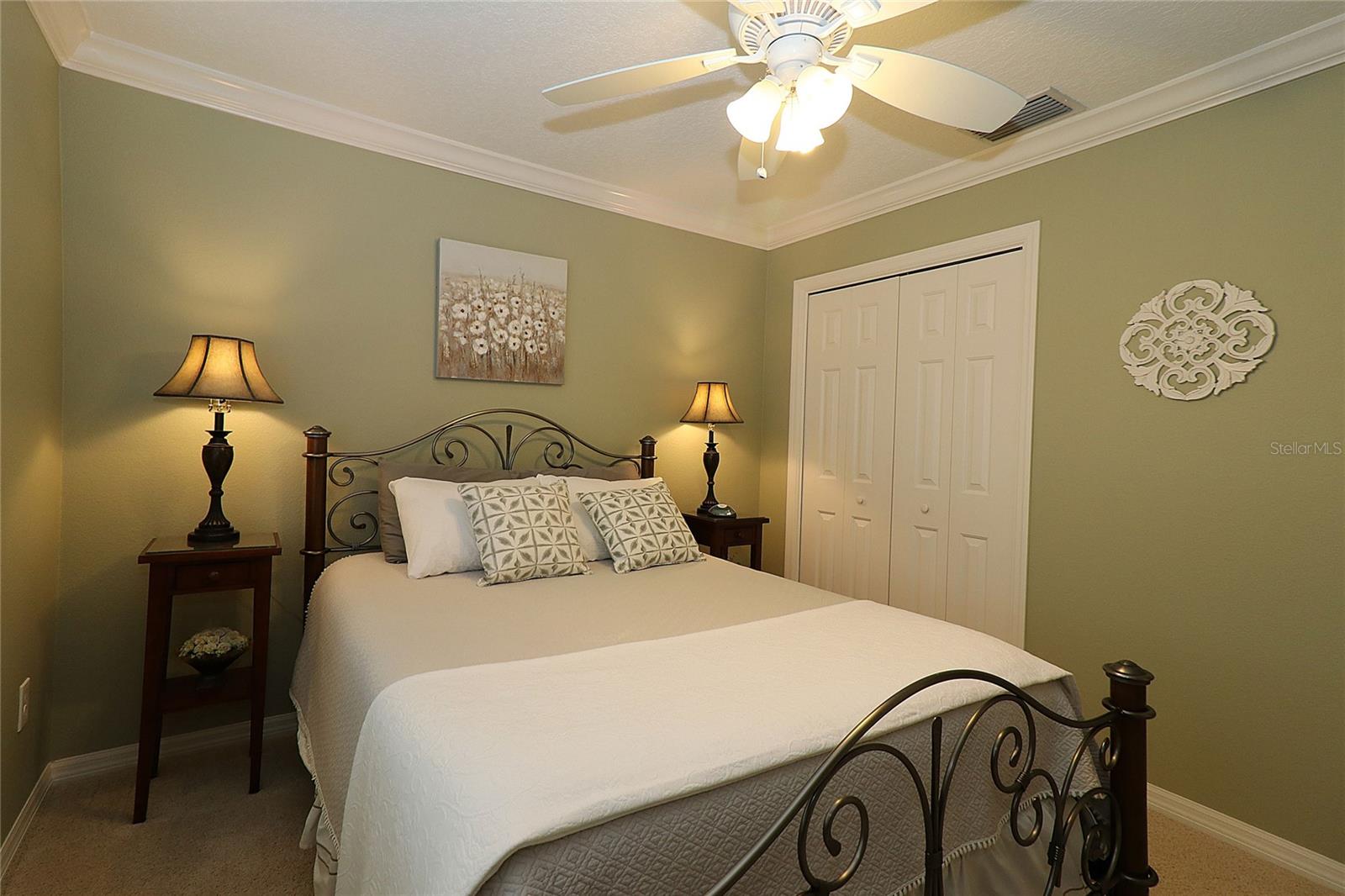 1189 HOMELAND PARK ST