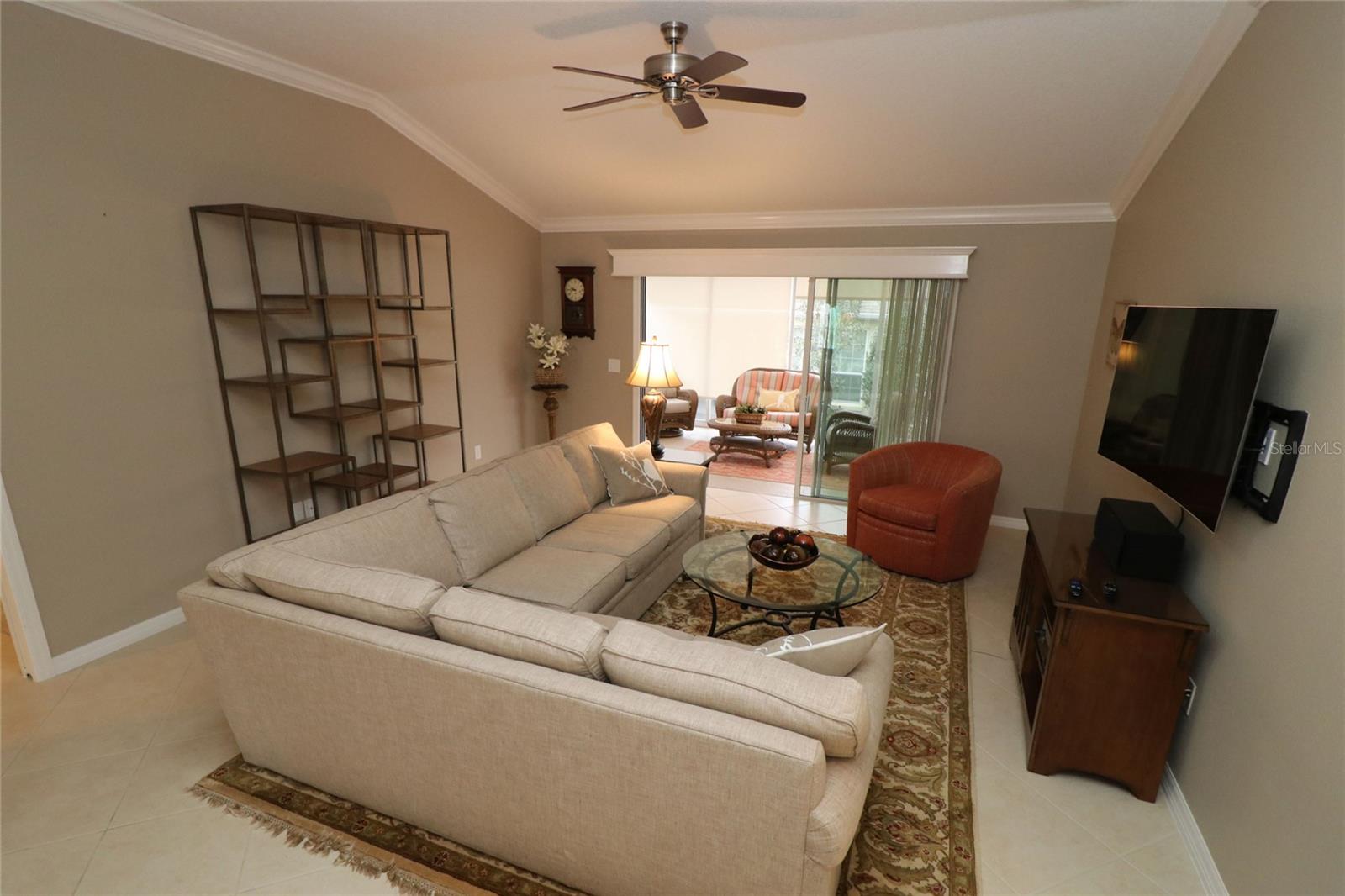 1189 HOMELAND PARK ST