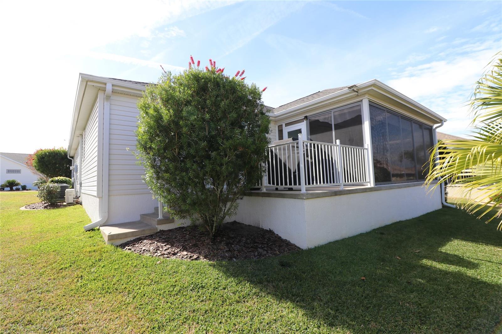 1189 HOMELAND PARK ST